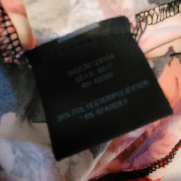 Joe Boxer Red and Black Floral Rose Flutter Sleeve Mini Sundress Size Medium - Picture 8 of 9